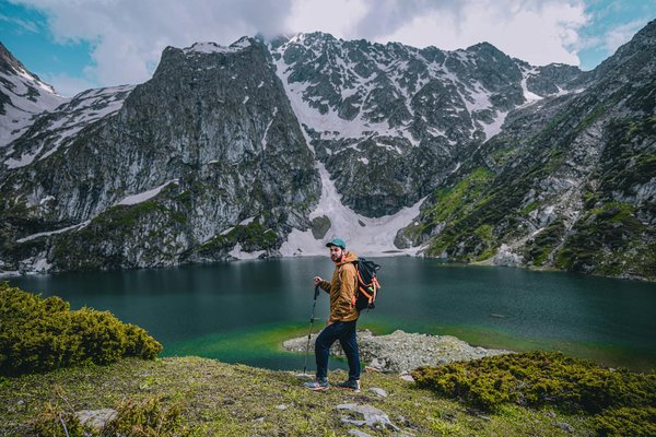 Quels sont les meilleurs itinéraires pour une randonnée dans le parc national Torres del Paine, Chili : équipement et préparation ?